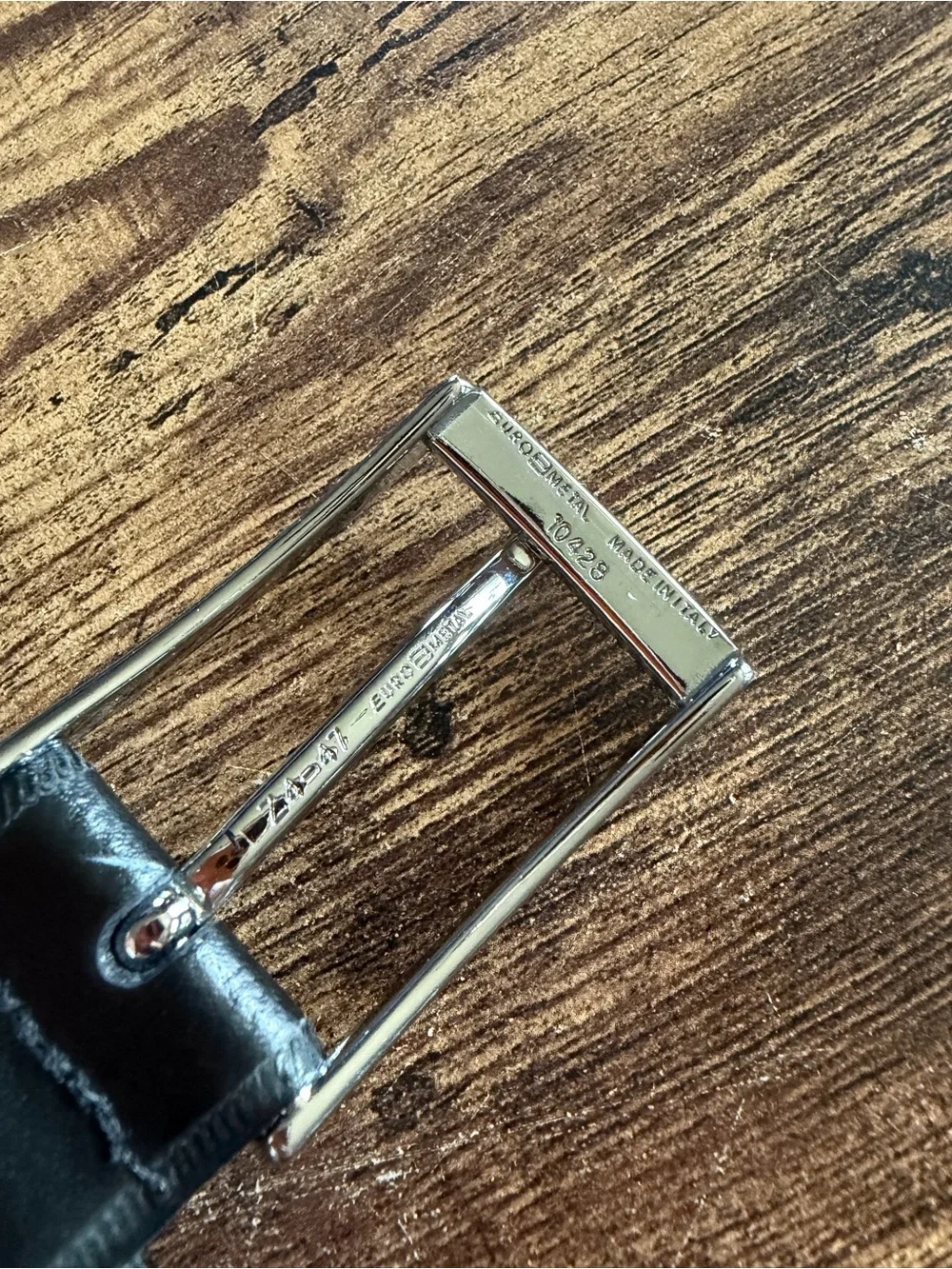 Source Unknown Black Leather Belt with Silver Buckle